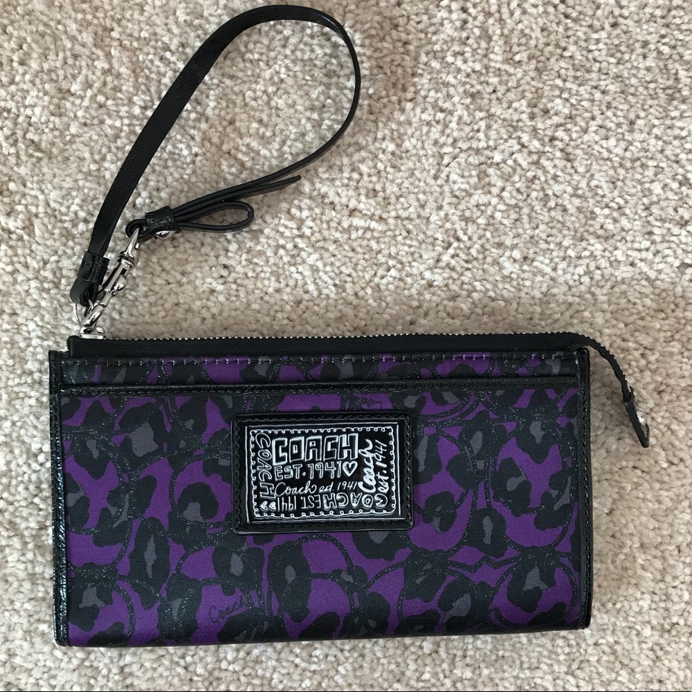 Coach wristlet